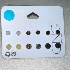 6 Pairs of Icing Earrings